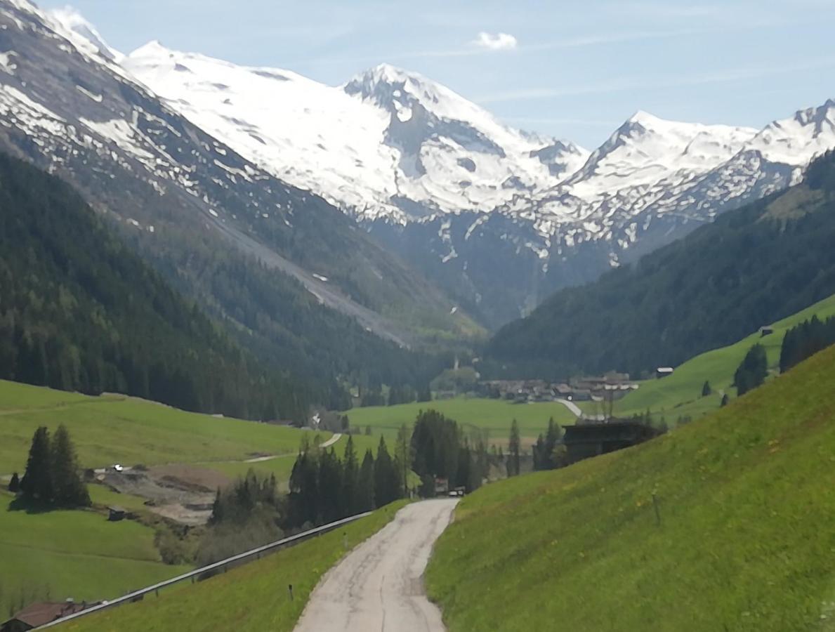 Landhaus Loeberbauer Tux Bagian luar foto